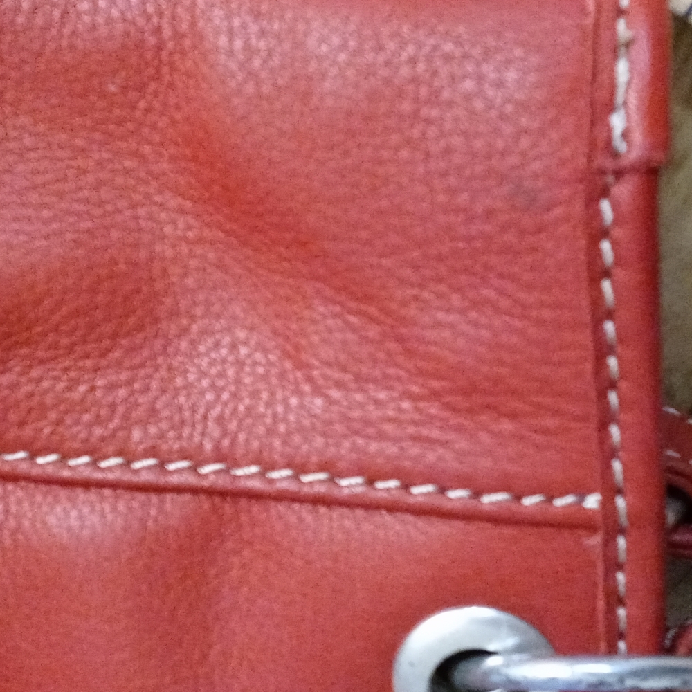 Fossil Leather Purse - Picture 9 of 10